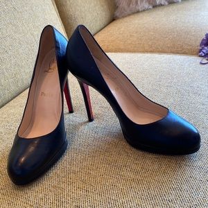 Christian Louboutin Black Leather Platform Heels sz 38